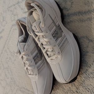 Nike Air Brassie Golf Shoes NWOT